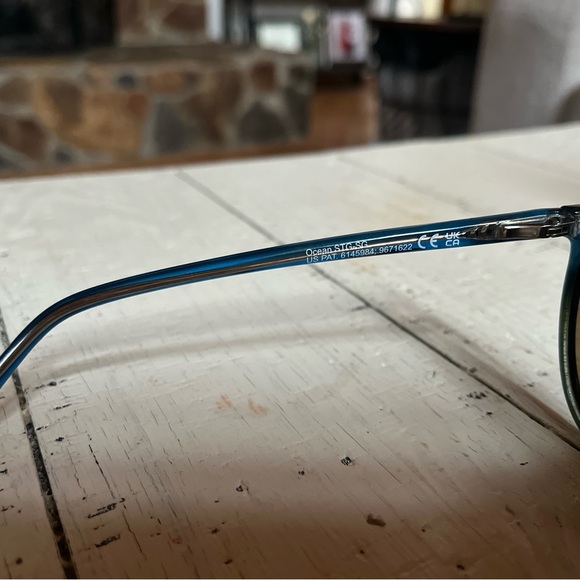 Maui Jim Ocean Sunglasses - Picture 6 of 8